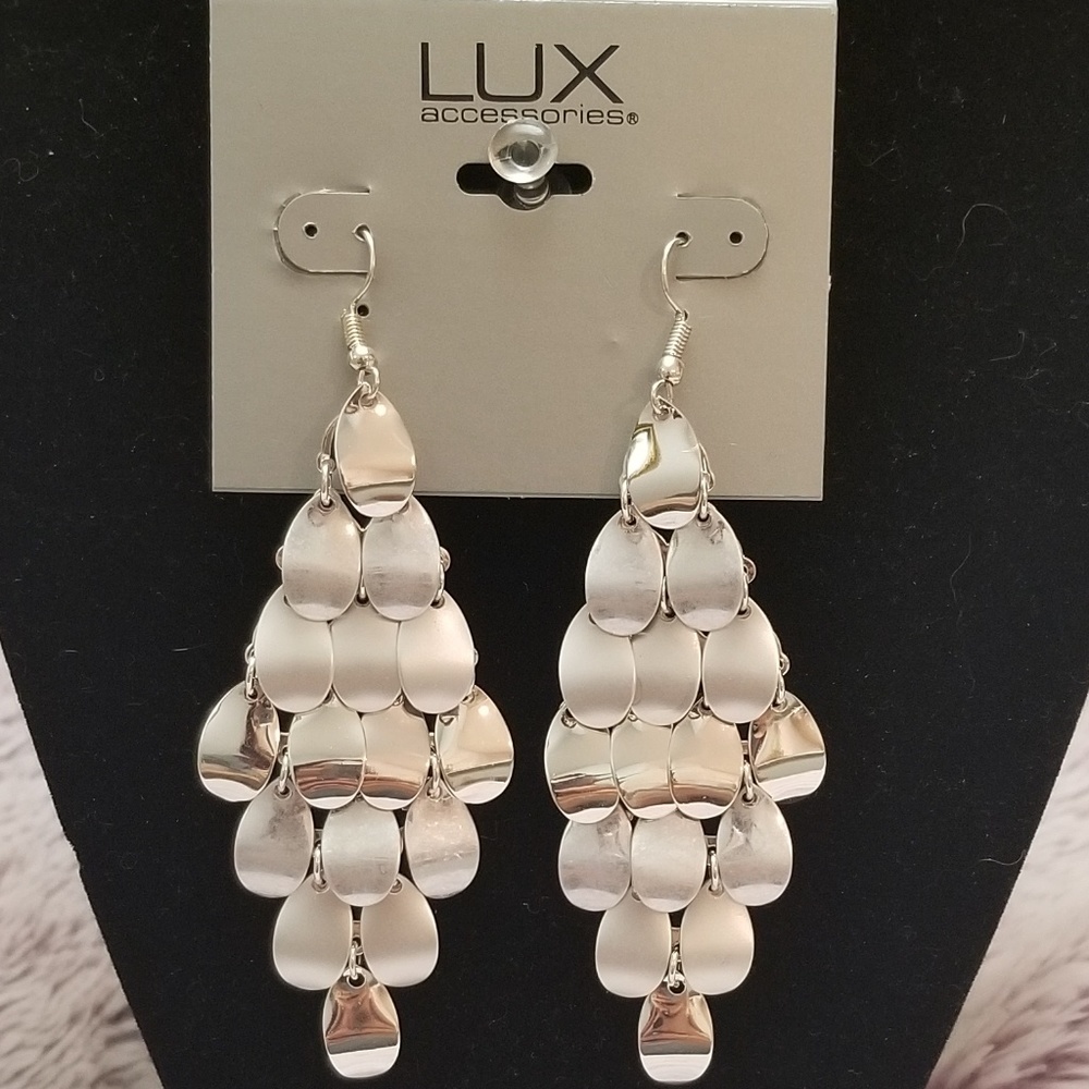Lux chandelier earrings.